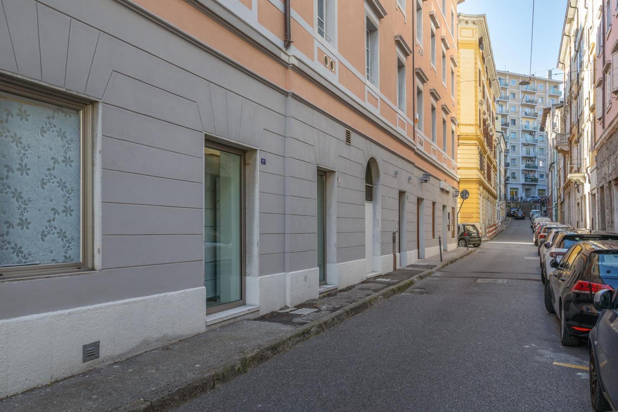 Blake, Attico Centrale Con Parcheggio A Trieste Extérieur photo